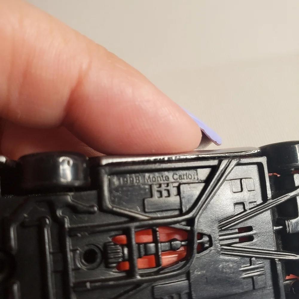 Vintage 1998- Monte Carlo Hot Wheel